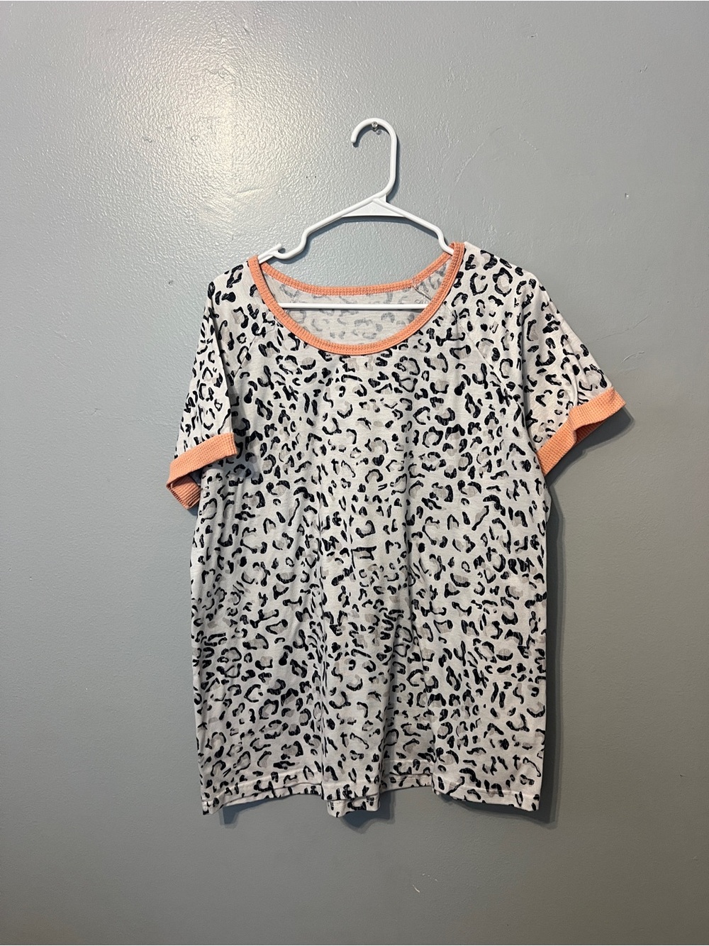 Leopard Print Short Sleeve Tee with Pink Trim - Kids